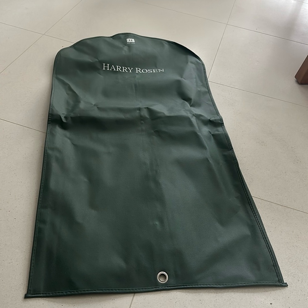 BNWOT clothes cover